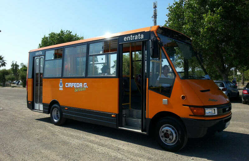 public shuttle in porto cesareo